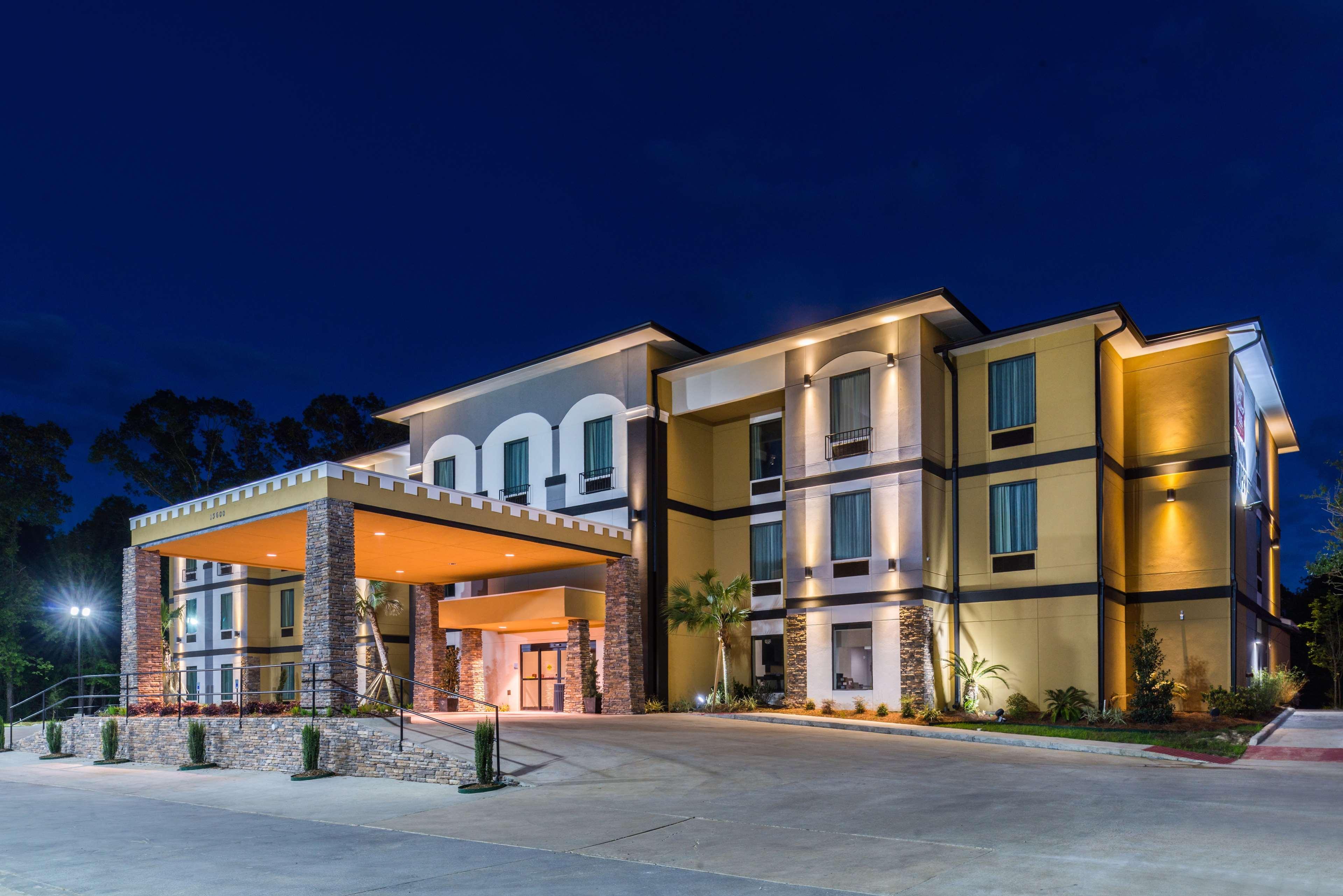 Best Western Plus Regency Park Walker Exterior photo